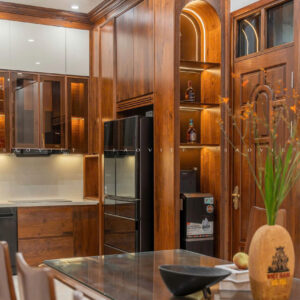 Phòng bếp nội thất gỗ óc chó - Mr TH House - Kiêu Kỵ - Gia Lâm