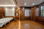 Phòng ngủ master nội thất gỗ óc chó - Mr TH House - Kiêu Kỵ - Gia Lâm
