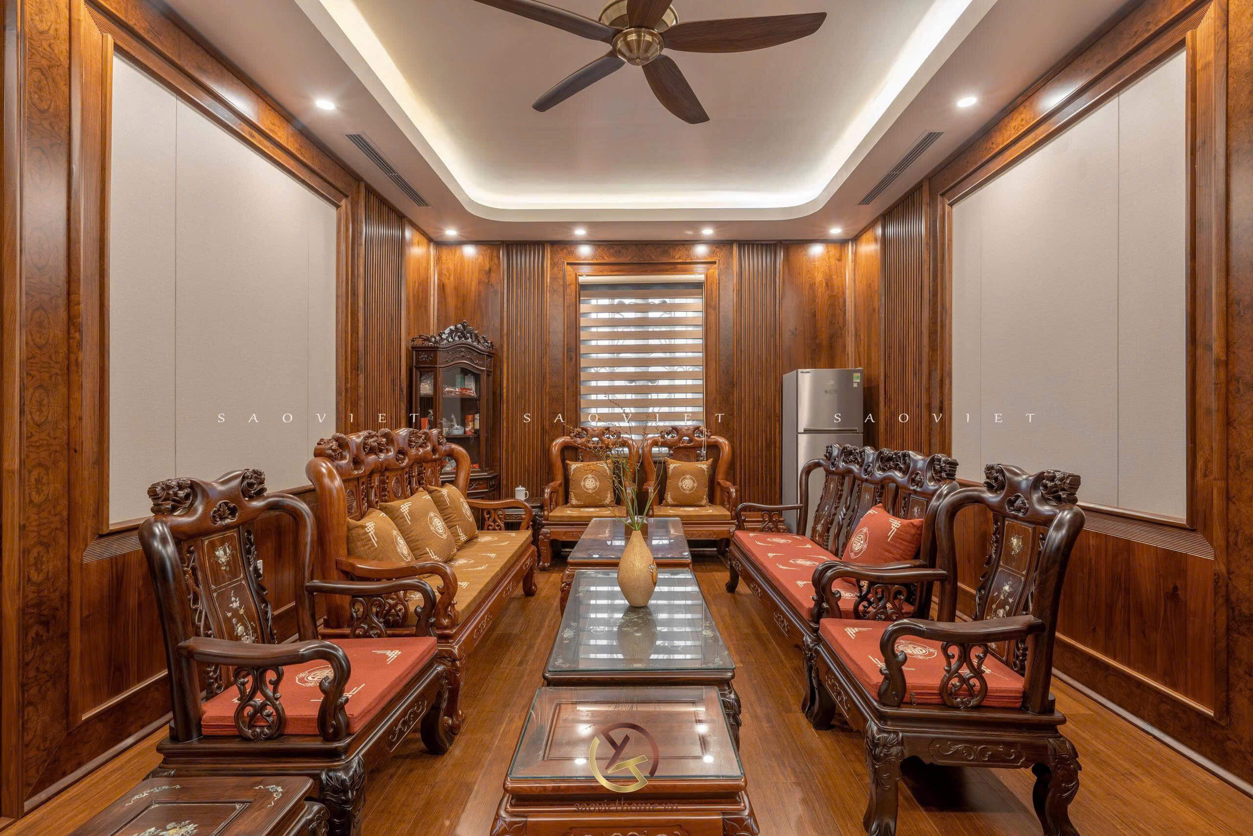 Nội thất phòng sinh hoạt chung gỗ óc chó - Mr TH House