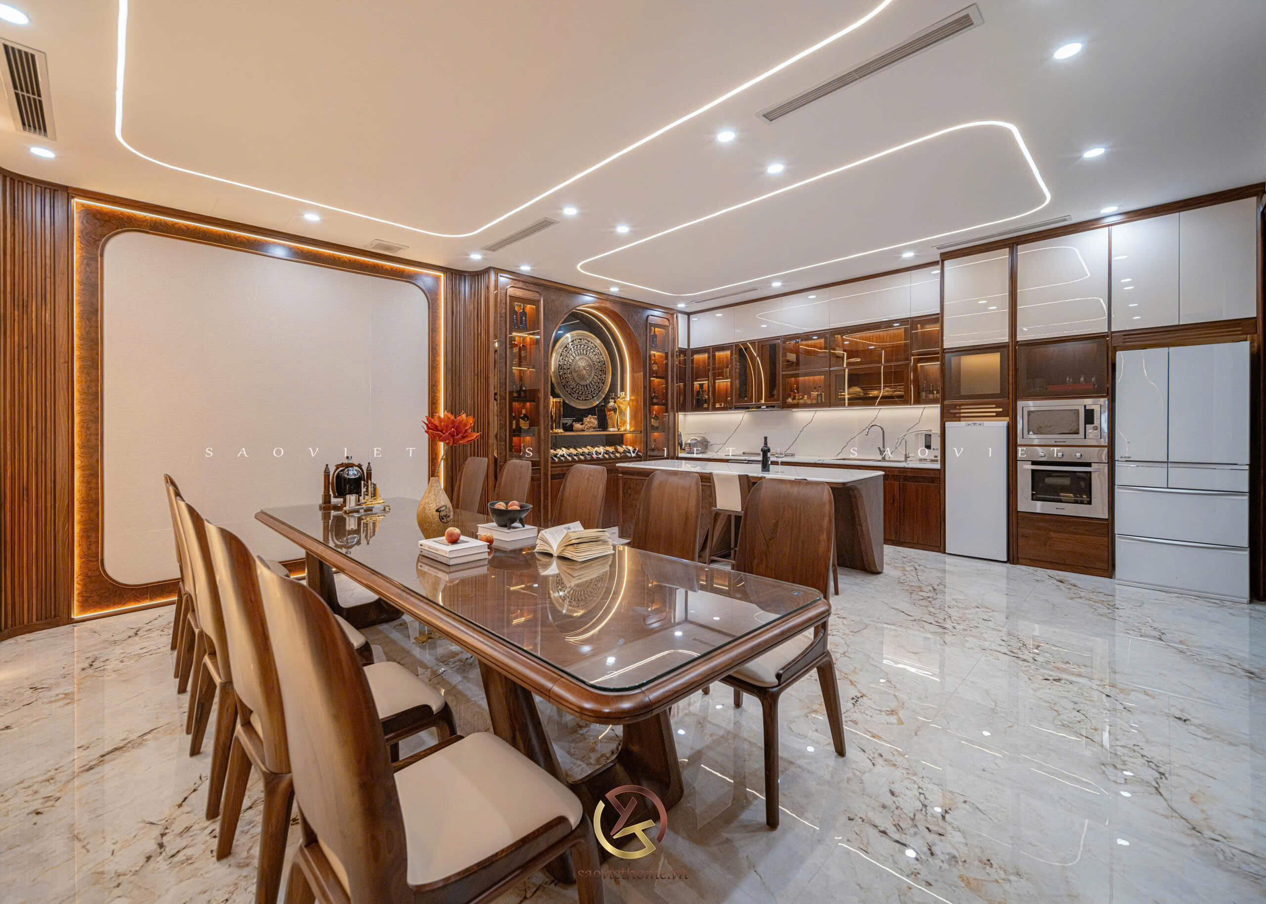 Phòng bếp biệt thự gỗ óc chó