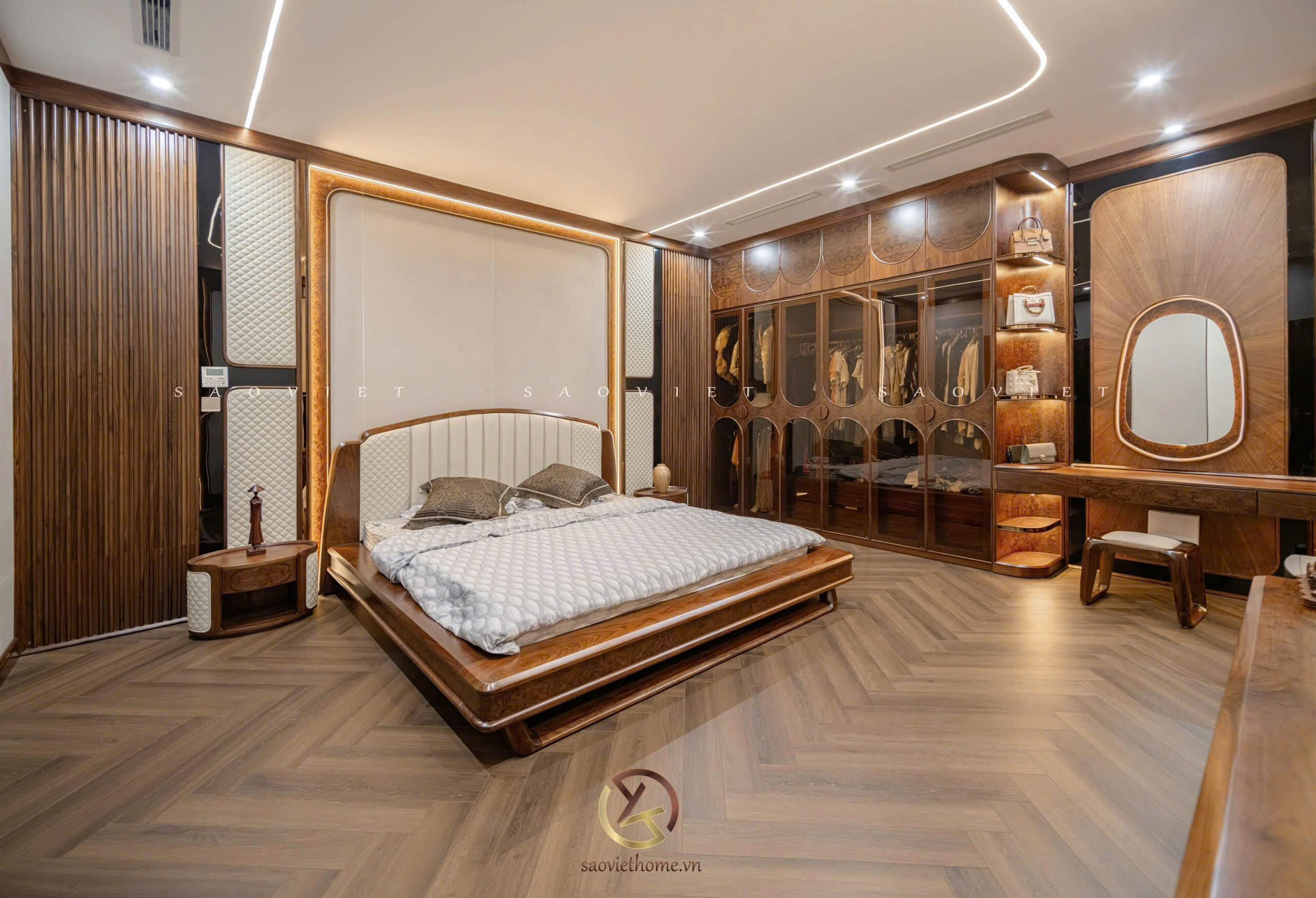 Phòng ngủ con biệt thự gỗ óc chó