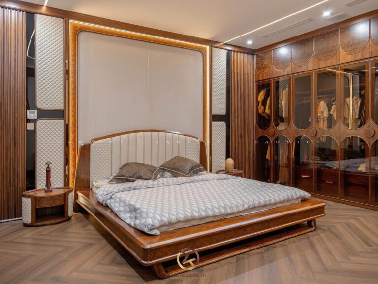Phòng ngủ con biệt thự gỗ óc chó