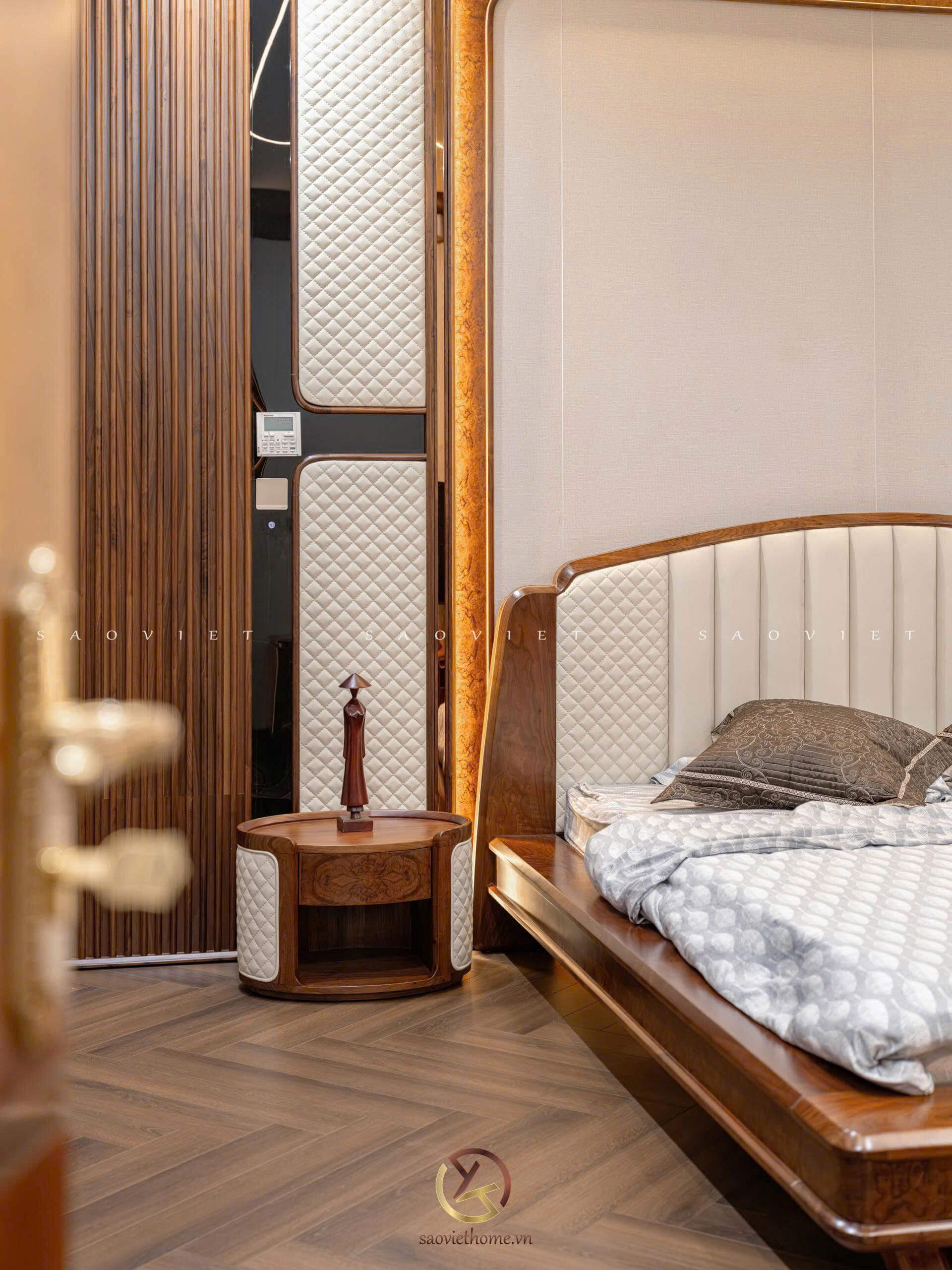 Giường Ngủ Gỗ Óc Chó GNG-28