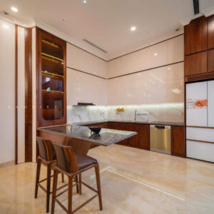 B Manor Ninh Bình - Phòng bếp tầng 1 nội thất gỗ óc chó