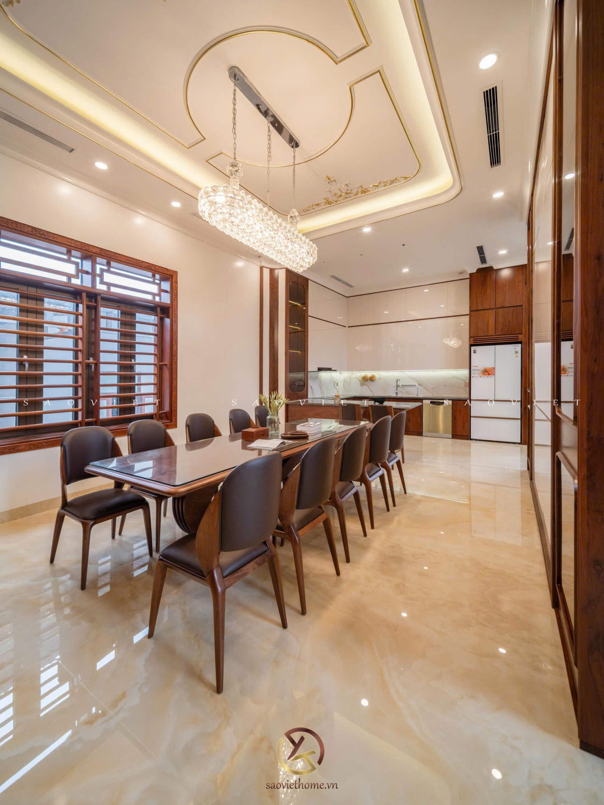 B Manor Ninh Bình - Phòng bếp tầng 1 nội thất gỗ óc chó