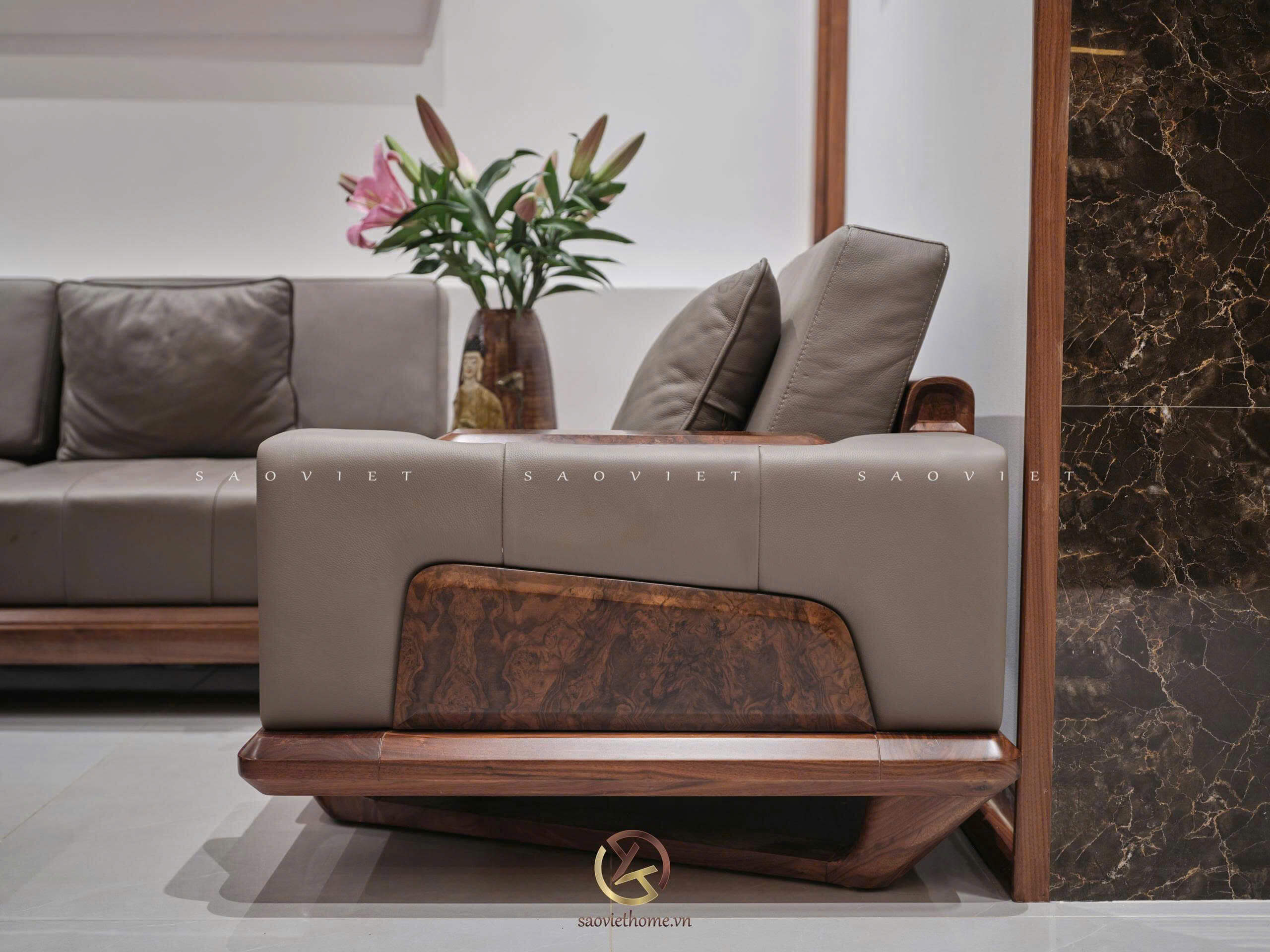 Bộ sofa gỗ óc chó kết hợp da bò Ý